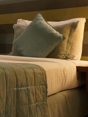 3 pasos para comprobar si hay chinches de cama en la habitación de tu hotel